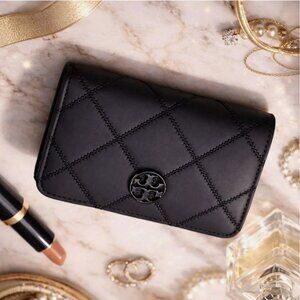 The Tory Burch Willa Quilted Matte Medium Wallet *BRAND NEW*